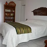 Les Rouges Gorges Bed & Breakfast 3*