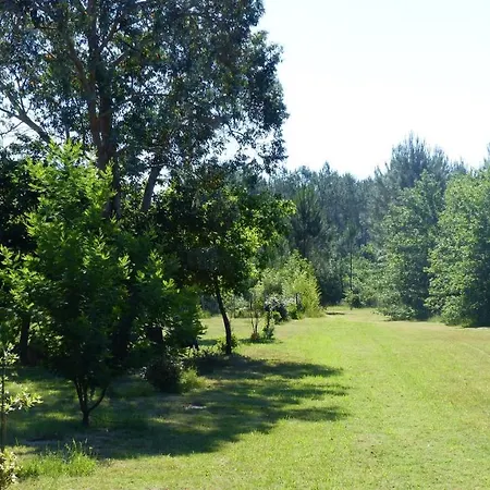 Les Rouges Gorges Bed & Breakfast *