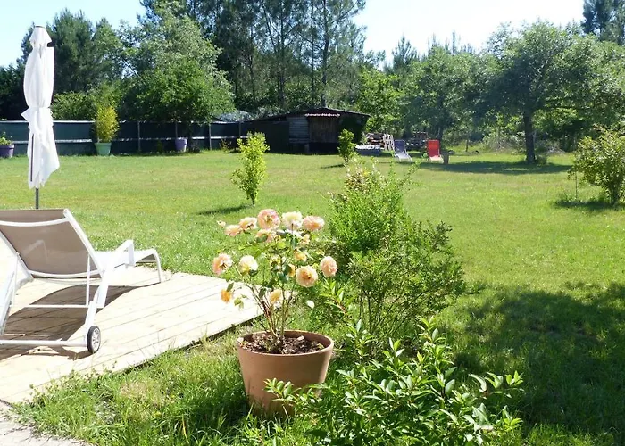 Alojamento de Acomodação e Pequeno-almoço Les Rouges Gorges 3*