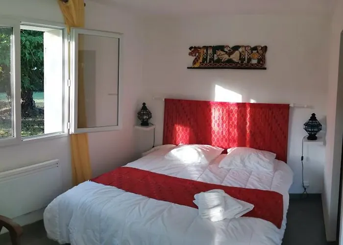 Alojamento de Acomodação e Pequeno-almoço Les Rouges Gorges