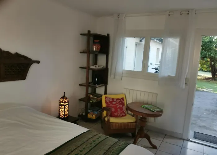 Les Rouges Gorges Alojamento de Acomodação e Pequeno-almoço 3*